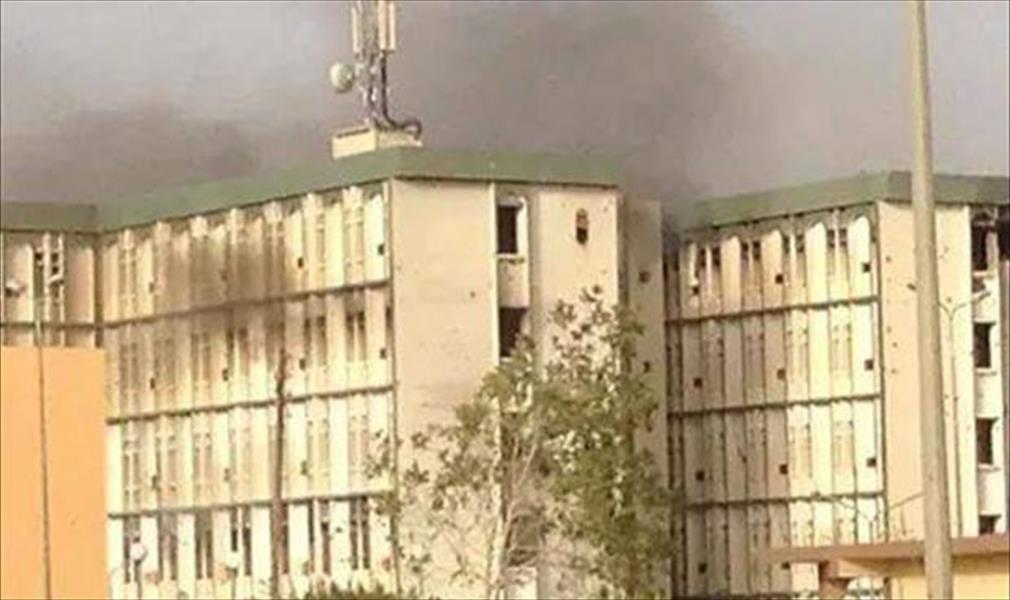 حريق بمبنى المجمع الإداري في بني وليد