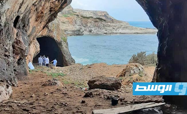 اكتشاف كهف أثري كبير يحوي رسوما صخرية بمنطقة ميراد مسعود شرق ليبيا