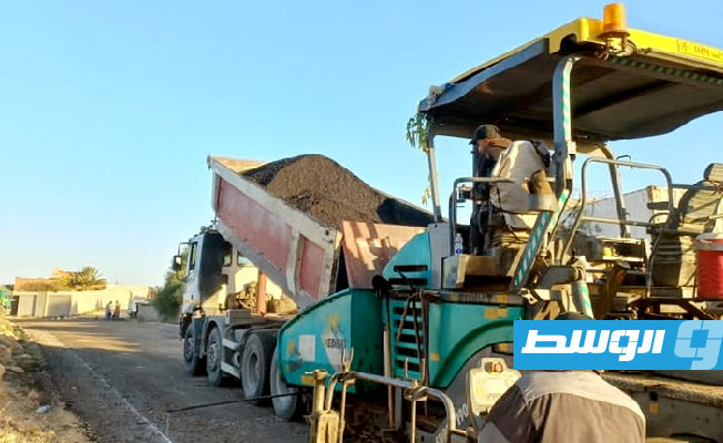 Transport Projects Authority: Work ongoing on the Tura- Al-Shawaiq road in Al-Khoms Municipality
