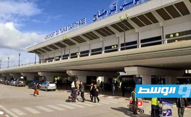 لجنة طوارئ لإجلاء الليبيين العالقين في تونس عبر رحلات جوية