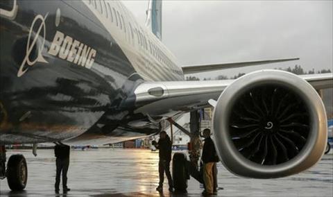 منع تحليق طائرات «بوينغ 777» المجهزة بطراز محرك احترق خلال رحلة في أميركا
