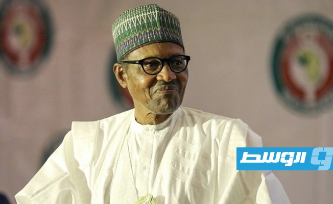 الرئيس النيجيري يطيح كبار قادة الجيش ويجري تعديلا مفاجئا