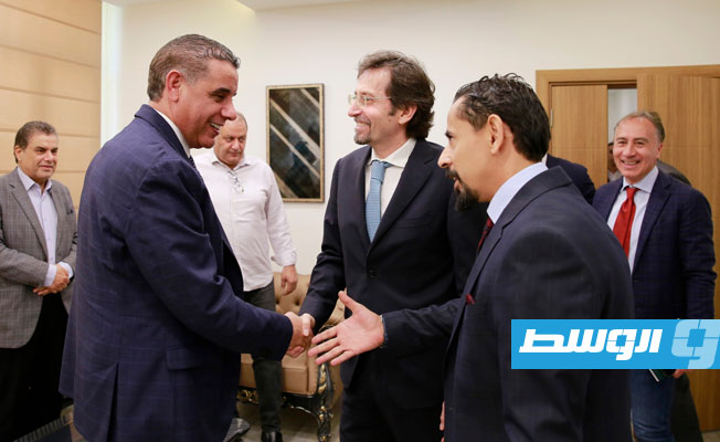 القطراني يبحث مع القنصل الإيطالي في بنغازي تطوير وتفعيل الاتفاقات المبرمة بين البلدين