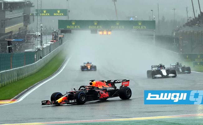 فوز الهولندي فيرستابن بجائزة بلجيكا الكبرى لـ«فورمولا 1» وسط الأمطار