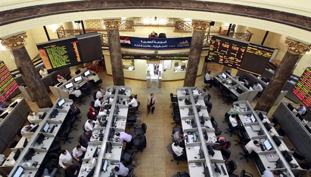 بورصة مصر تهبط 2.2 % بسبب مبيعات الأجانب
