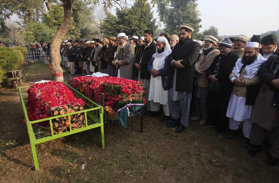 باكستان تبدأ الحداد بعد مذبحة بيشاور