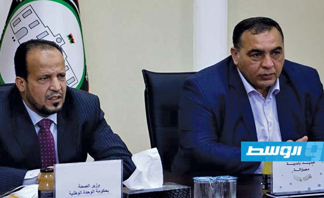 وزير الصحة يزور بلدية مصراتة ويتفقد المؤسسات الطبية