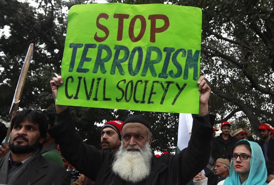 البرلمان الباكستاني يقر المحاكمات العسكرية للمتهمين بـ«الإرهاب»