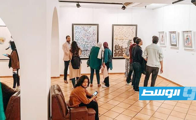 رواق دار الفنون للثقافة يستضيف معرض منظمة «دواية» (تصوير: عارف القاجيجي)