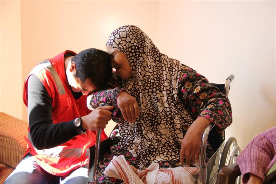 «الهلال الأحمر» يزور دار الوفاء للمُسنين ورعاية البنات بطرابلس