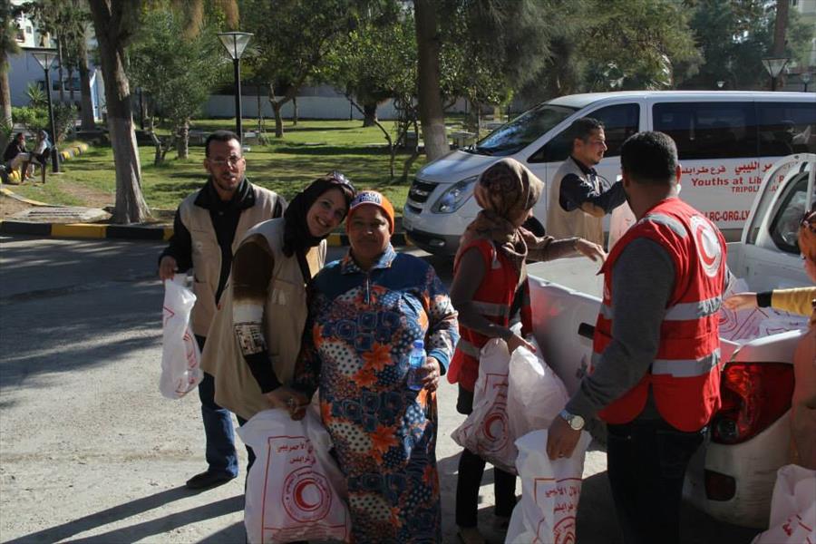 «الهلال الأحمر» يزور دار الوفاء للمُسنين ورعاية البنات بطرابلس