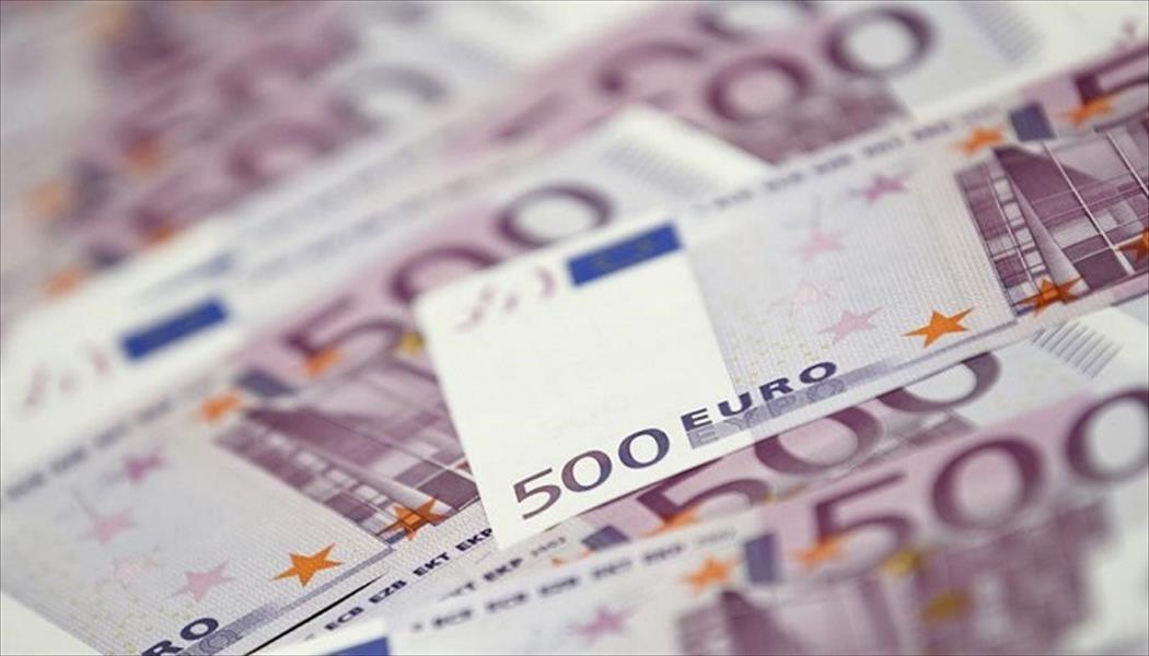 اليورو يهبط دون مستوى إطلاقه في 1999
