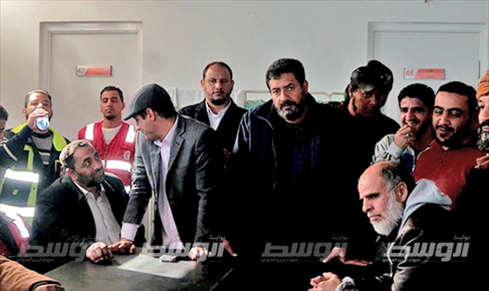 بالصور: تبادل محتجزين بين حرس المنشآت النفطية و«فجر ليبيا»