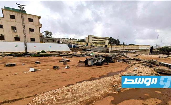 جانب من الأضرار بملعب نادي العين بالقبة (حساب وزارة الرياضة على فيسبوك)