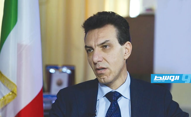 السفير الإيطالي يطالب بـ«قاعدة دستورية» للانتخابات