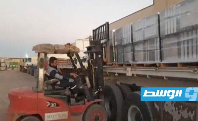 الجزائر تصدر 120 طنًا من مواد البناء إلى ليبيا