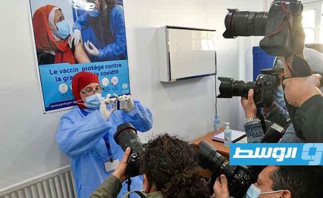 الحكومة الجزائرية تتعهد توفير اللقاحات ضد «كورونا» بكميات «كافية»