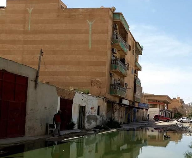 مواطن من أجدابيا يوجه نداءً استغاثة عبر «بوابة الوسط»: انهيار شبكة الصرف الصحي يهدد حياتنا