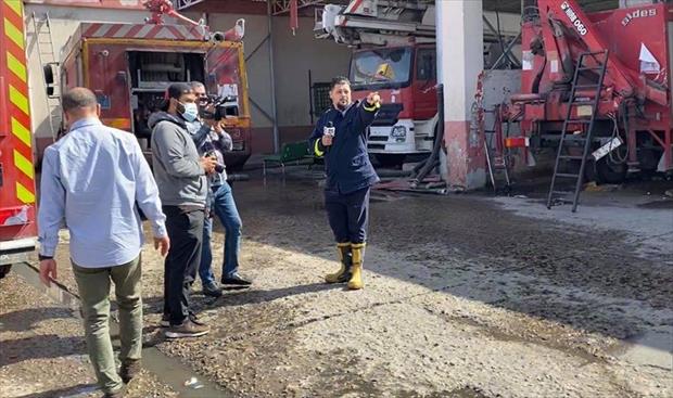 تعطل شاحنتي إطفاء استخدمتا في تزويد طرابلس بالمياه