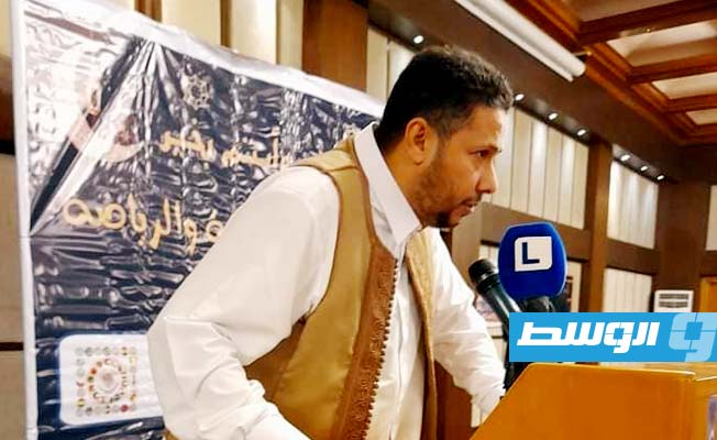 كلمة مدير قناة ليبيا الرياضية عزالدين بلعيد خلال حفل المعايدة الذي نظمته المنظمة، 27 أبريل 2023. (الوسط: الصديق قواس)