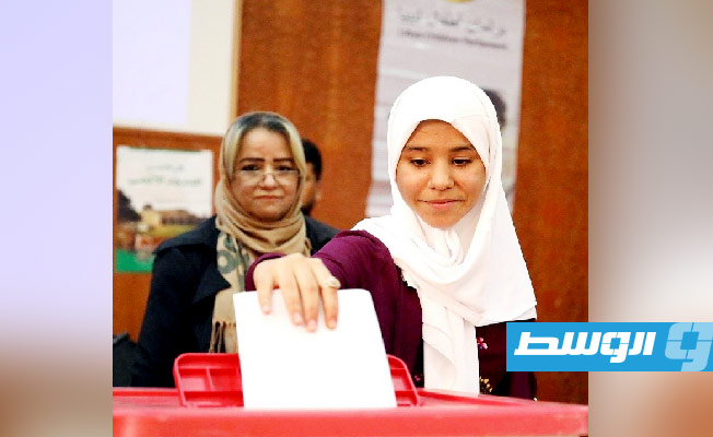 برلمان أطفال ليبيا ينتخب فتاة لرئاسته (صور)