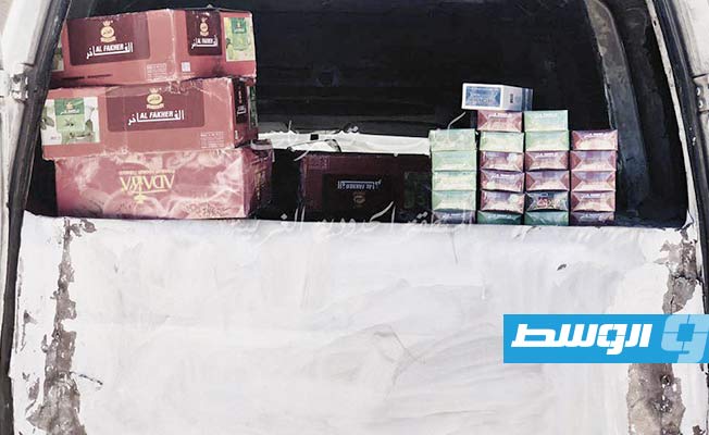 القبض على 20 مهربا من تونس وليبيا في منفذ رأس اجدير