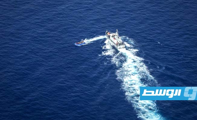 «ذا غارديان»: إيطاليا تفتح تحقيقا ضد خفر السواحل الليبي بشأن «قارب المهاجرين»