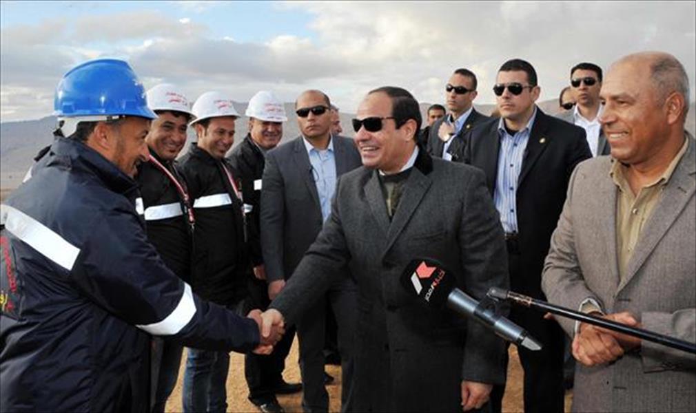 السيسي يتابع سير العمل في مشروع استصلاح مليون فدان