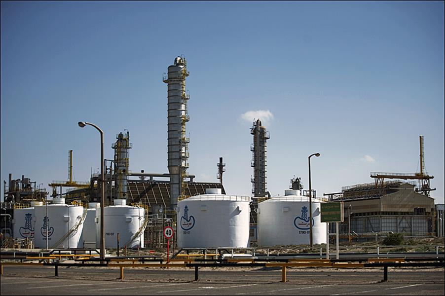 مؤسسة النفط: 27 مليون دولار خسائر إغلاق حقل الشرارة خلال يومين