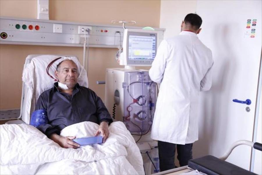 مركز الكلى في بنغازي يناشد «الهلال الأحمر»إجلاء مرضاه لحمايتهم من القذائف