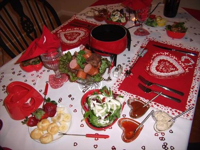 حضري عشاءً رومانسيًّا لعائلتك احتفالاً بـ«عيد الحب»