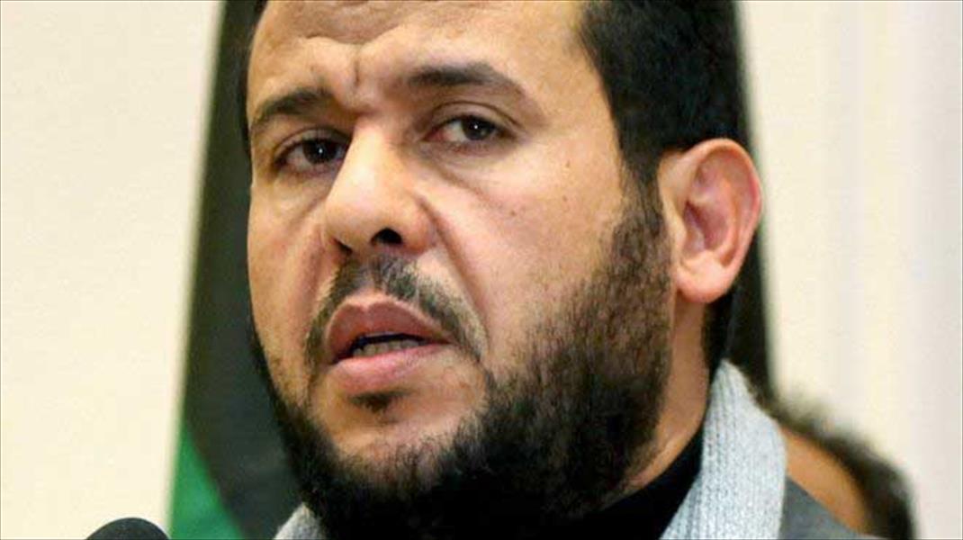 مطالب بالتحقيق مع عبد الحكيم بلحاج في اغتيال شكري بلعيد