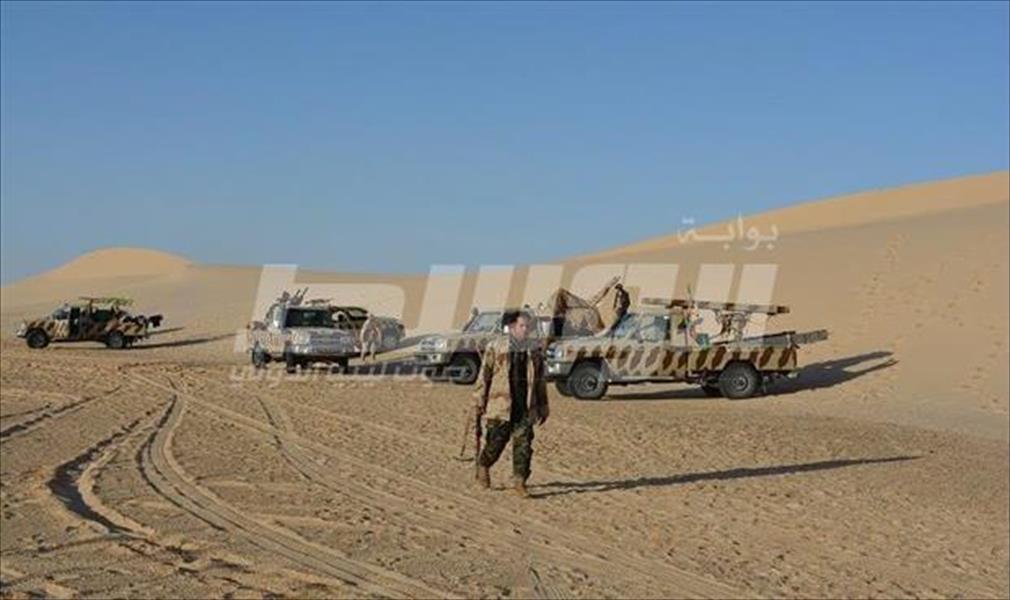 قوة من الجيش الليبي تتعقب المجموعات المسلحة خارج الكفرة