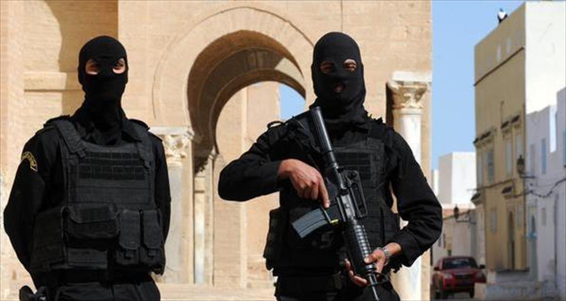 تونس: توقيف متشددين بينهم امرأتان بصدد صناعة متفجرات