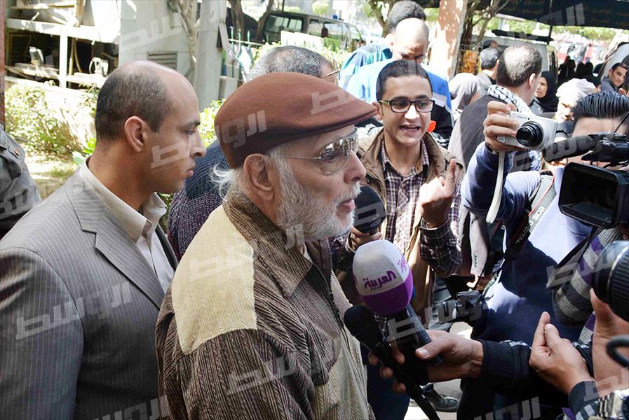 بالصور: محمد هنيدي والسفير الفلسطيني في وداع غسان مطر