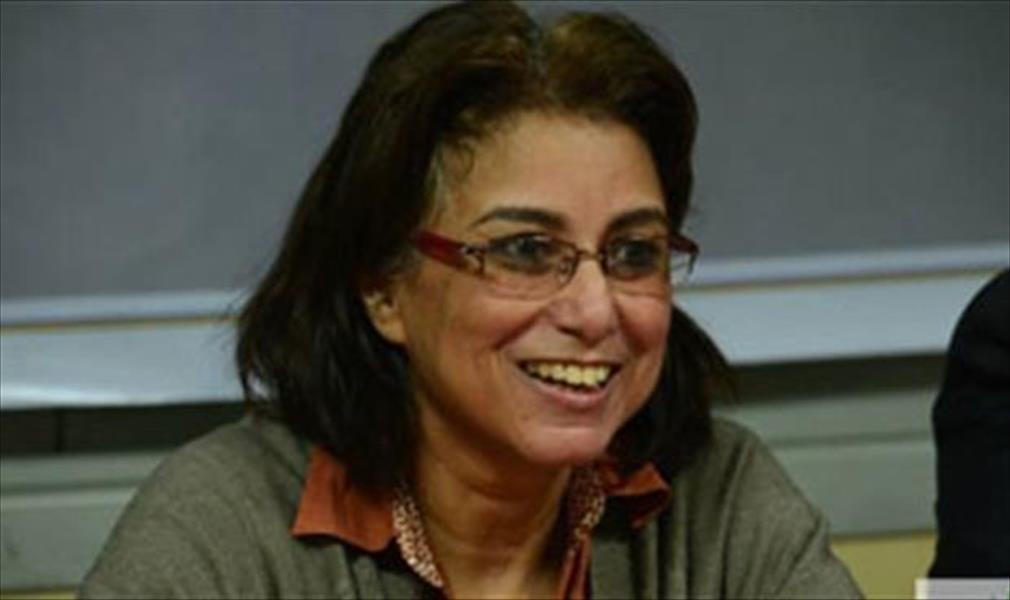 أول مصرية تفوز برئاسة حزب تشكُّ في تحوُّل بلادها للديمقراطية