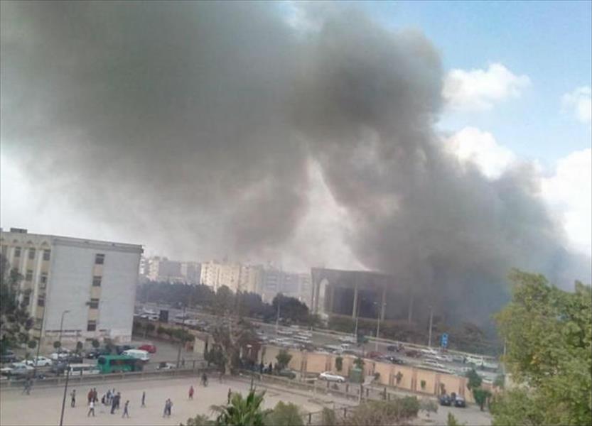 16 إصابة في حريق هائل بمركز القاهرة للمؤتمرات