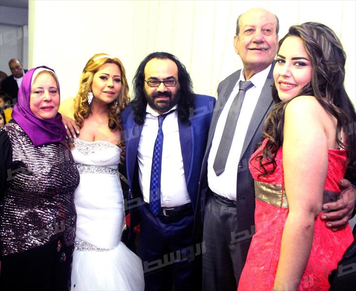 بالصور: أبو الليف يحتفل بزواجه بورد الشام