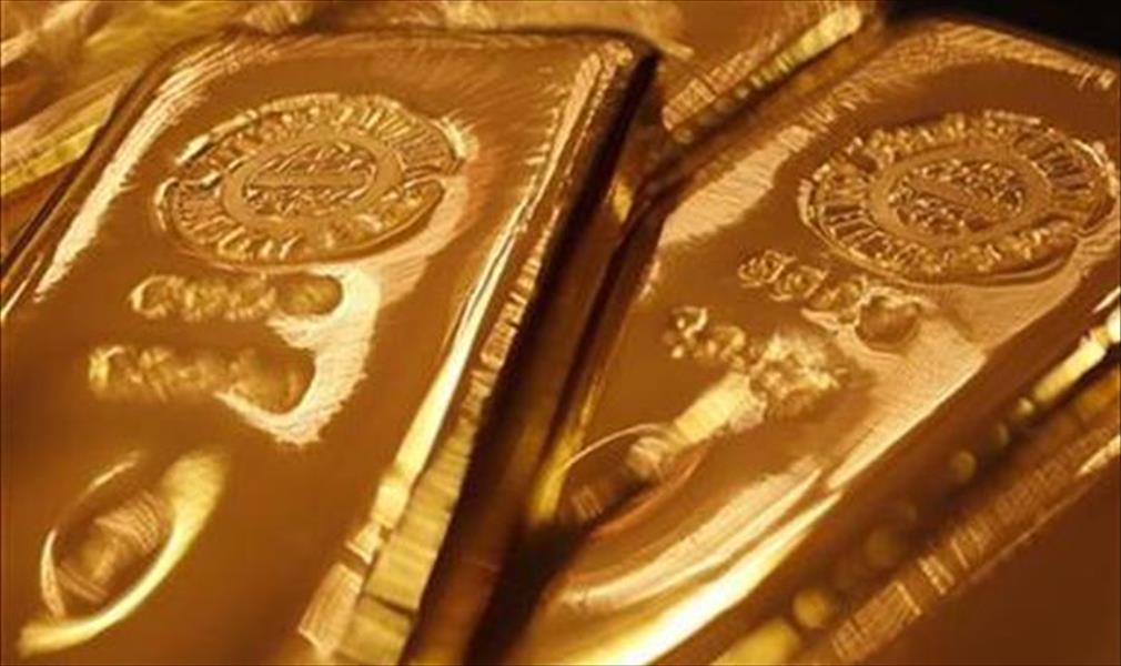الذهب قرب 1200 دولار ويتجه لتكبد خسارة أسبوعية بفعل قوة العملة الأميركية