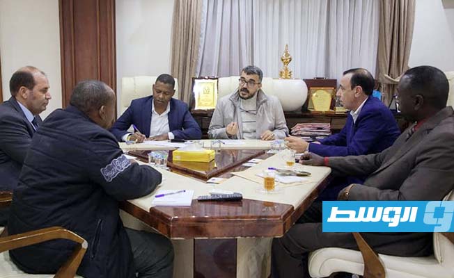 وزير الحكم المحلي يلتقي عمداء البلديات المستحدثة بمنطقة غات