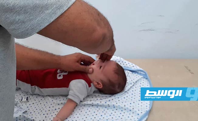 حملة تطعيم للأطفال الذين تتراوح أعمارهم بين شهرين و6 أشهر في بني وليد