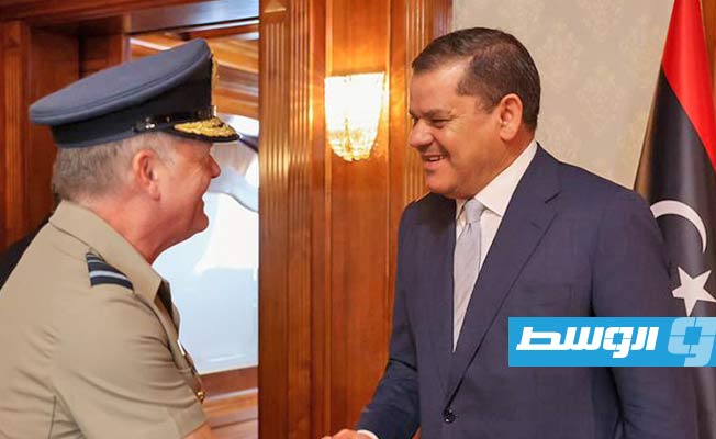 لقاء الدبيبة في طرابلس مع مسؤولين بريطانيين، 29 سبتمبر 2022. (المكتب الإعلامي لرئيس حكومة الوحدة الوطنية الموقتة)