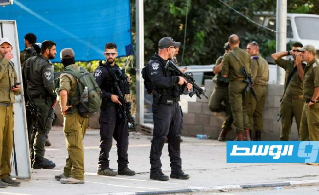 مقتل إسرائيليين في هجوم مسلح بالضفة الغربية المحتلة