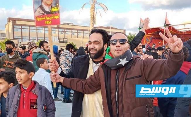 أهالي طبرق يحتفلون بالذكرى العاشرة لثورة فبراير