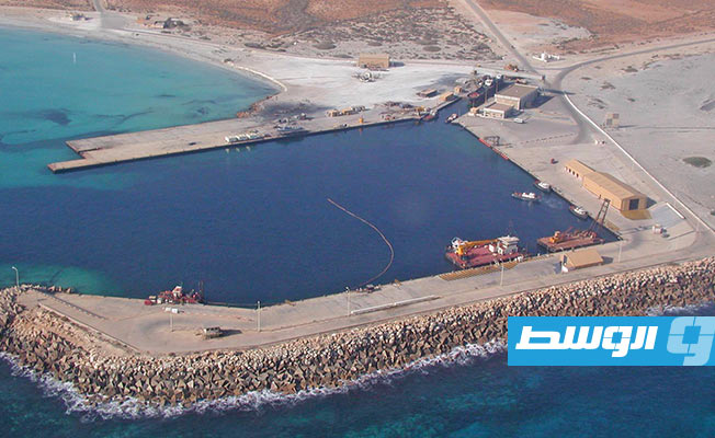 ميناء السدرة يستعد لتصدير 750 ألف برميل من النفط الخام