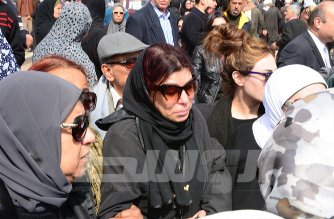بالصور: الفيشاوي وحميدة ومدحت صالح في جنازة محمد متولي