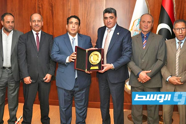 Shakshak briefs Menfi about financial situation and efforts by the Audit Bureau to combat corruption