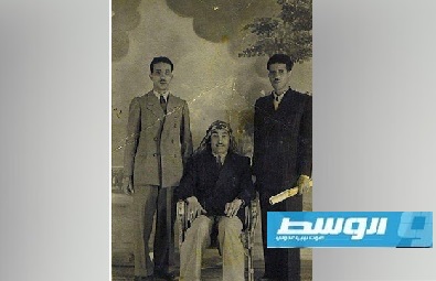 من اليمين الحاج على النايض و عبدالله الهوني والحاج ابراهيم السوسي