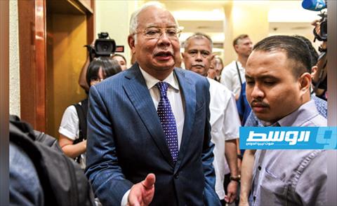 سبع تهم تتعلق بفضائح فساد مالي تلاحق رئيس وزراء ماليزيا السابق