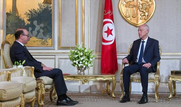 الرئيس التونسي يجري مقابلة تلفزيونية هي الأولى منذ توليه الرئاسة الخميس
